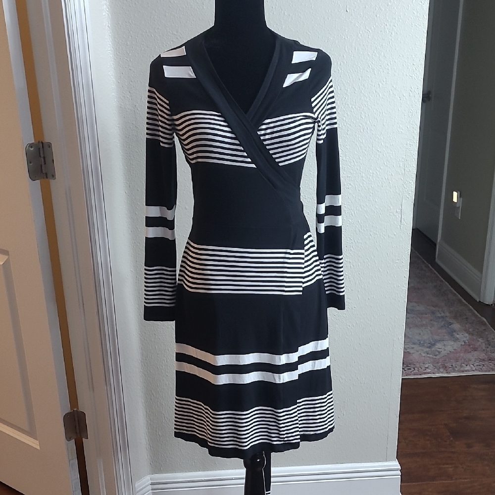 Banama Republic Wrap Up Black & White Striped Women's Dress Size
